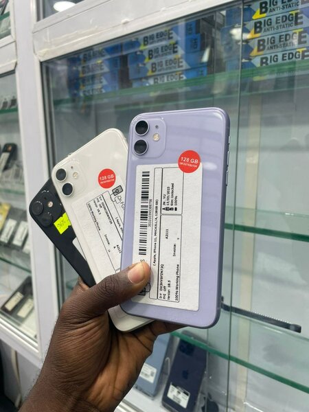 Iphone 11simple 64GB casi neuf