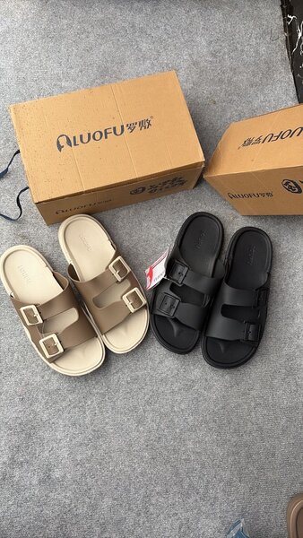 Sandales confort avec boucles