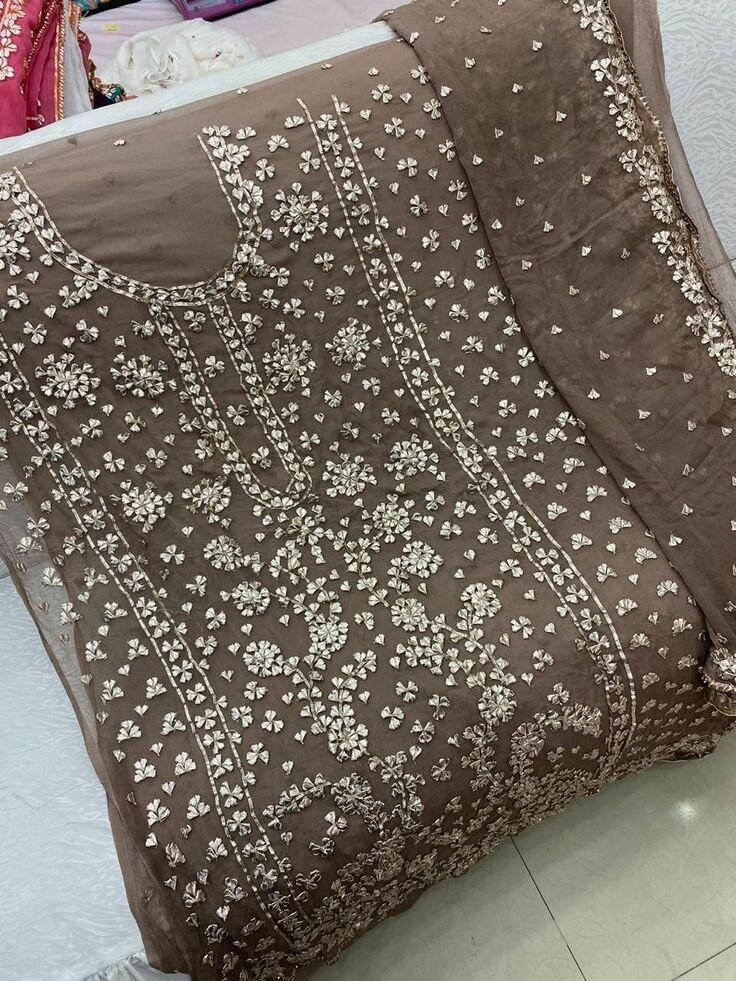 Shafoon 3 Peace Suit