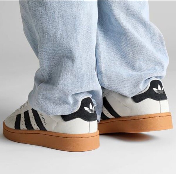 Adidas campus