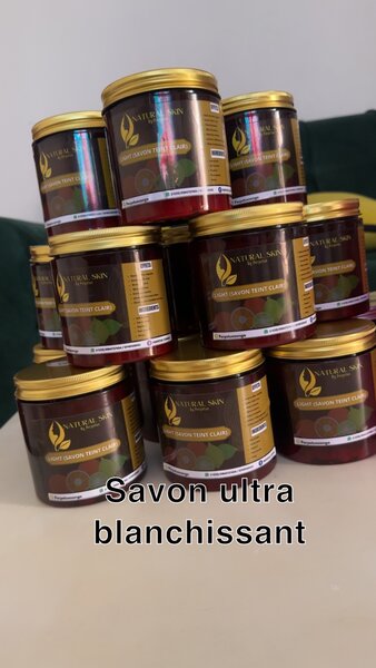 Produits cosmétiques hommes et femme