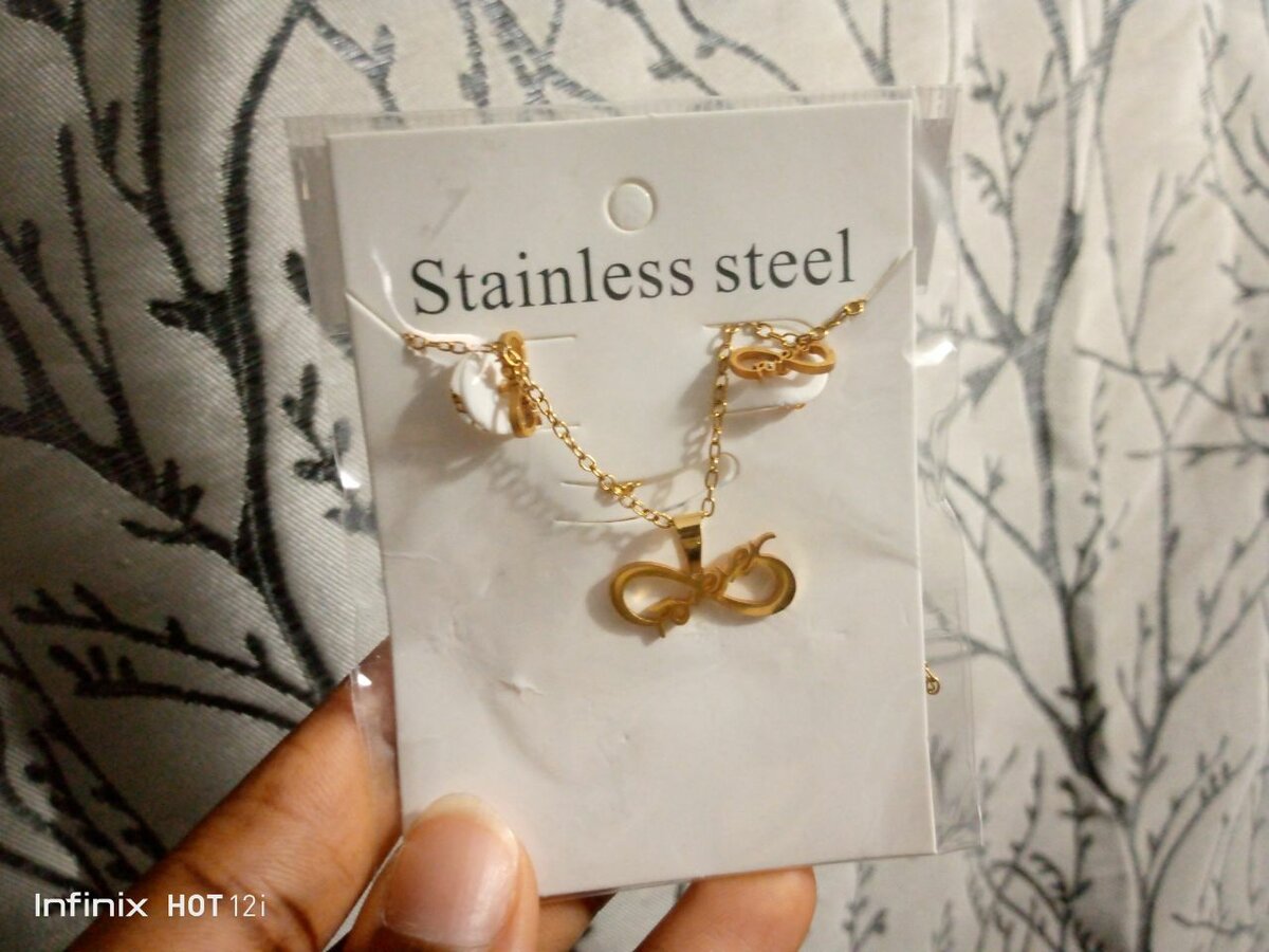 Parure en acier inoxydable doré