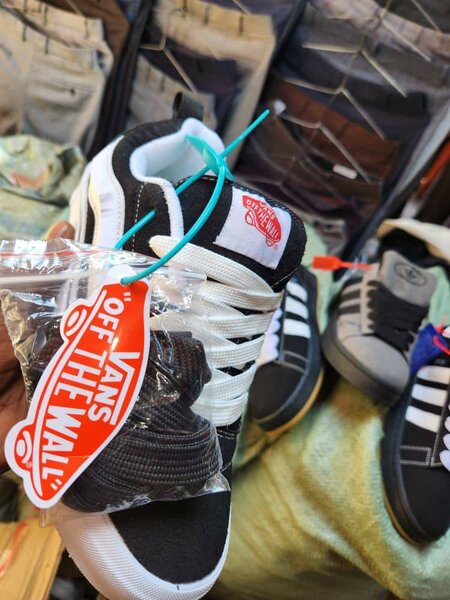 Vans knu