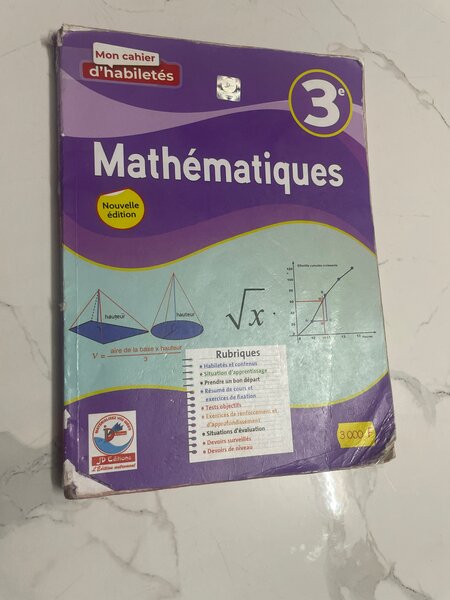Manuels scolaires pour la 3e