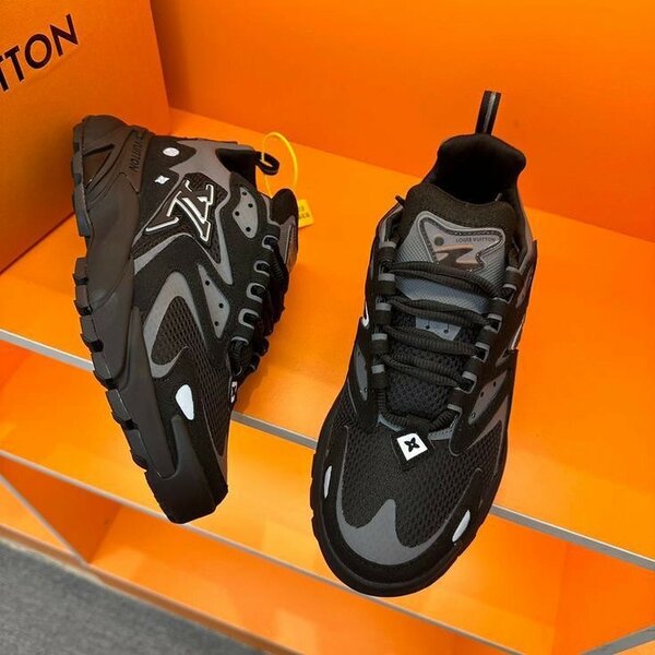 Sneakers Louis Vuitton pour hommes