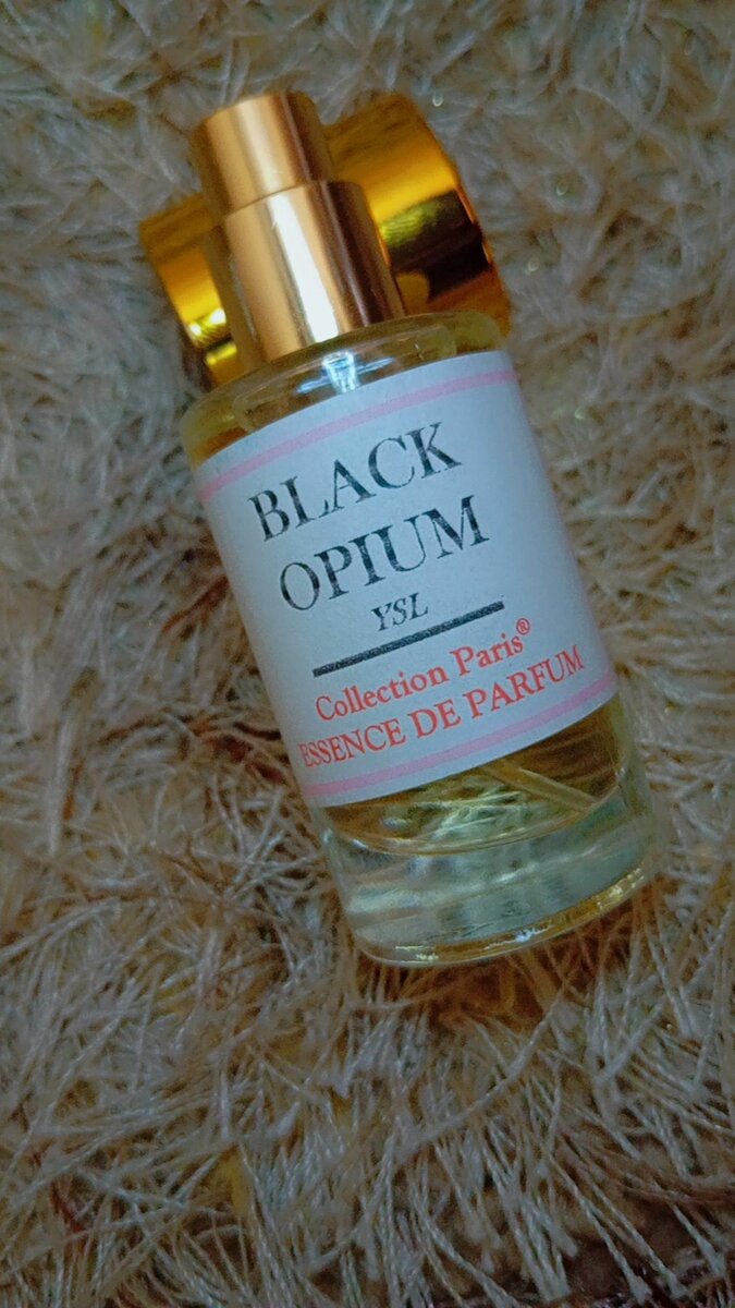 Essences de parfum homme et femme.