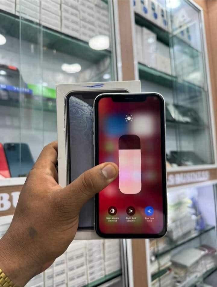 iPhone XR Débloqué Blanc
