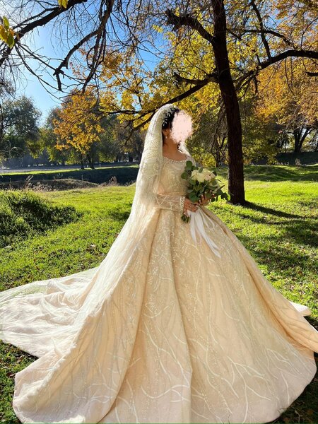 Свадебное платье