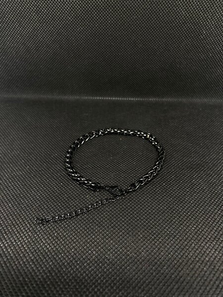 Bracelet chaîne en acier noir