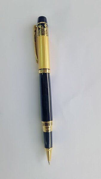 Stylo à bille élégant or/noir
