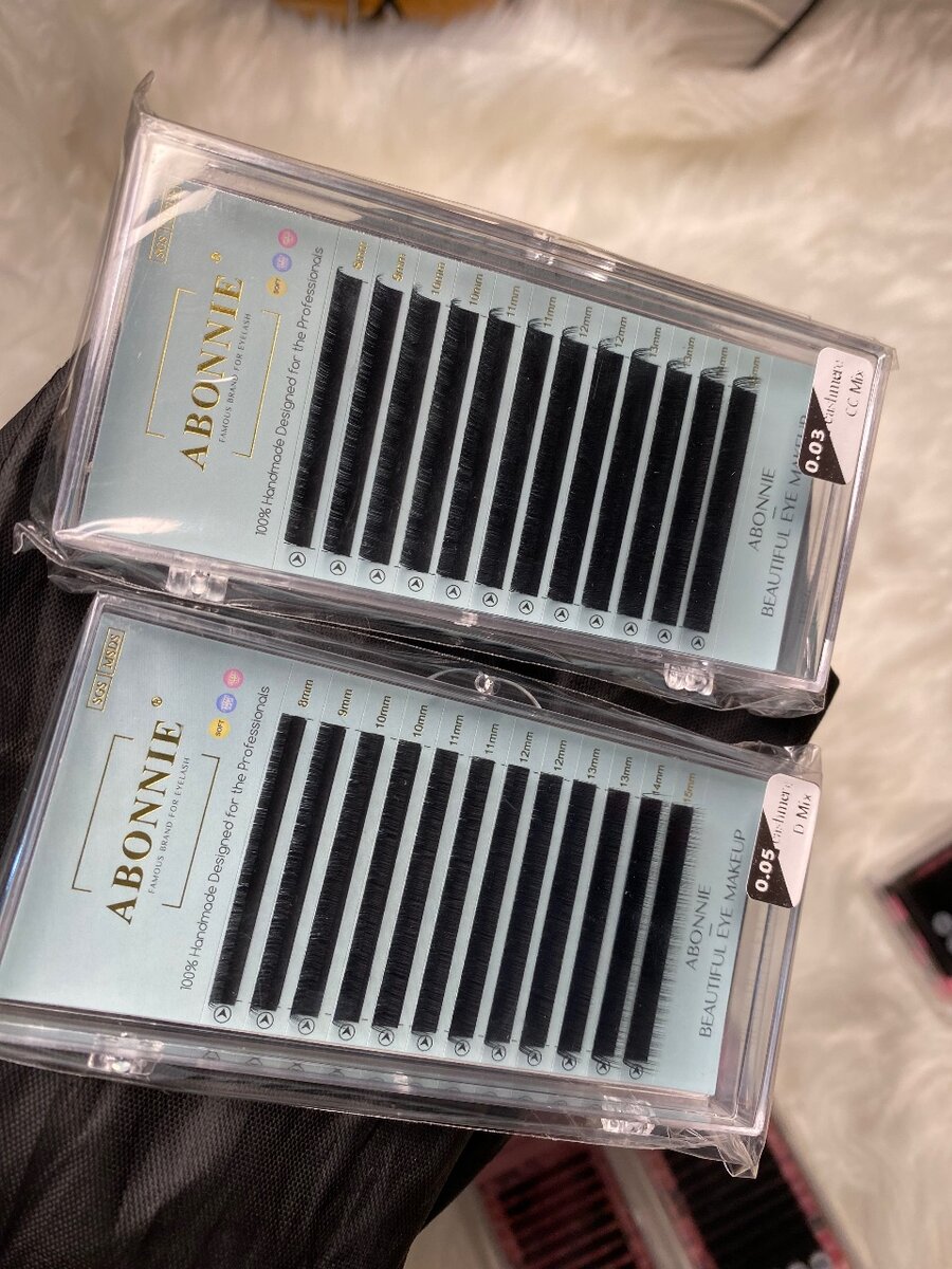 Abonnie lash extensions