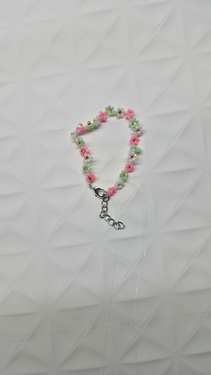 Bracelet en fleurs colorées