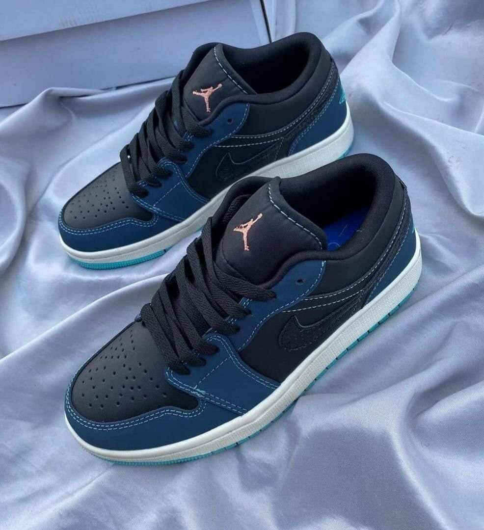 Jordan one low