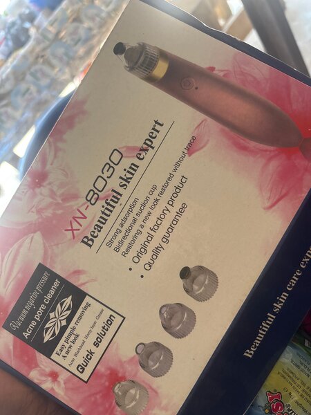 Aspirateur à points noirs