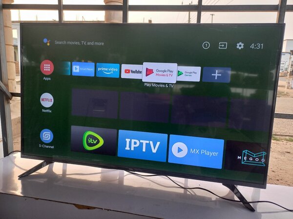 TCL Smart TV - 43" - Andriod