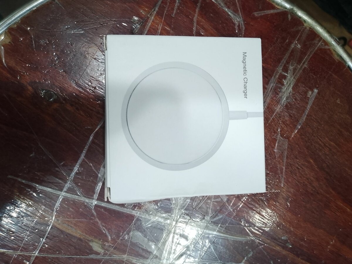 Magsafe wireless charger