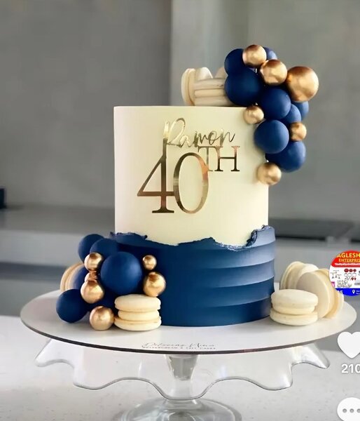 Gâteaux d'anniversaire élégants