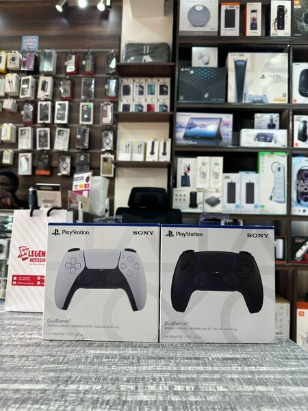 DualSense PS5