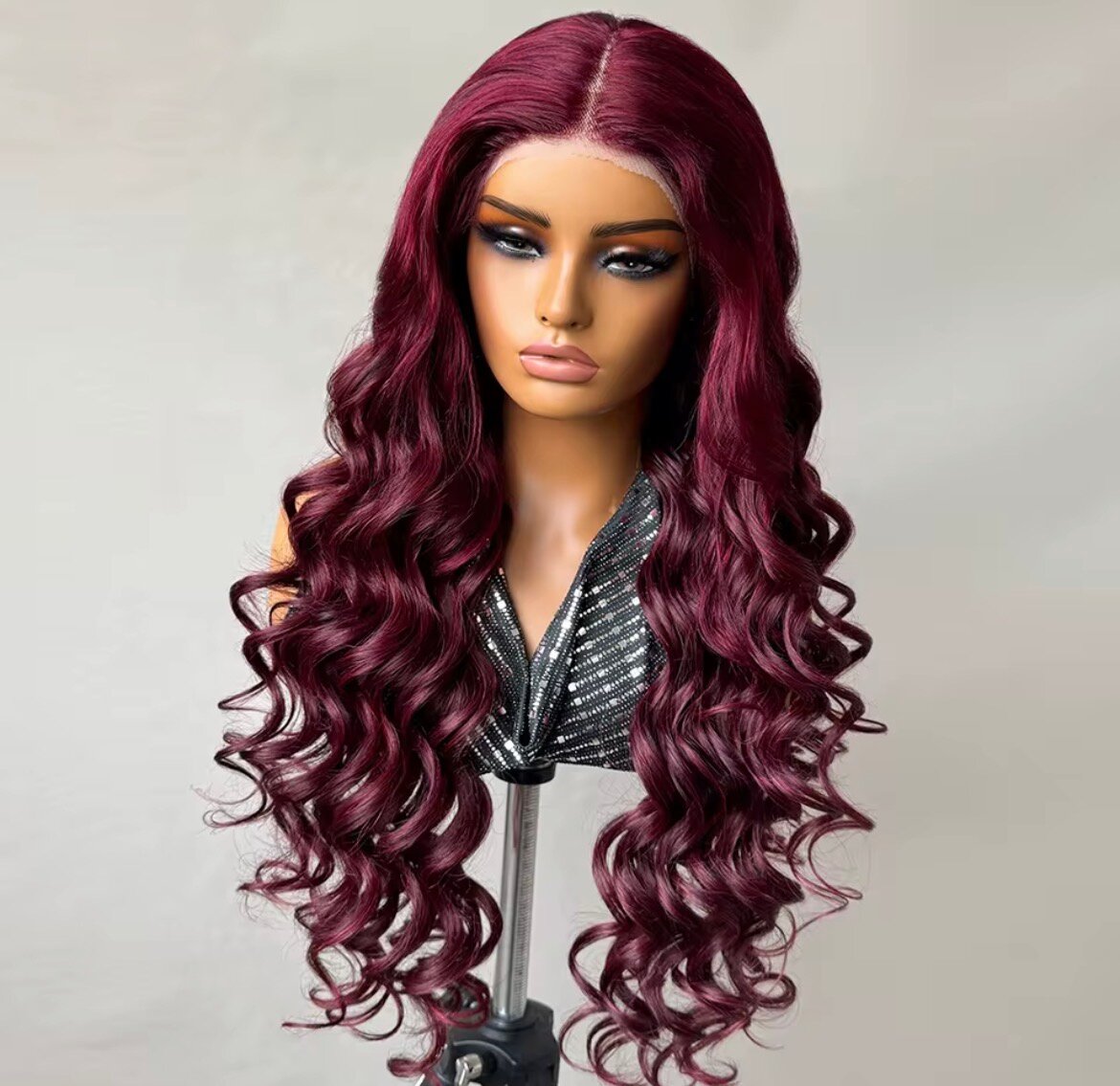 Perruque synthétique bouclée grande longueur