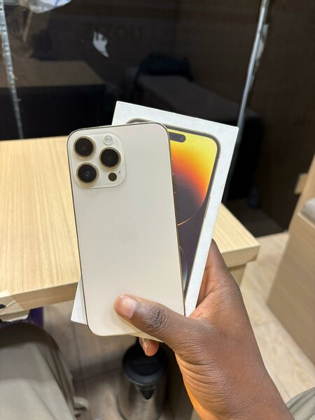 IPhone 14 Pro Max 128Go  dispo