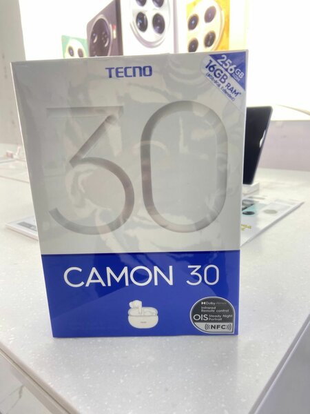 Tecno Camon 30