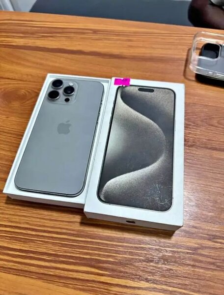 iPhone 15 Pro 128 Go