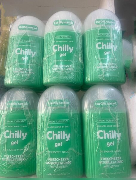 300ml Chilly Fresh Feminine Wash Gel with Mint - Large Size