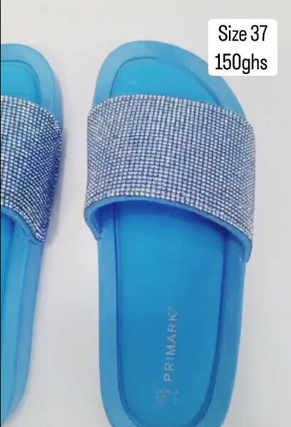 Blue sandals with rhinestones