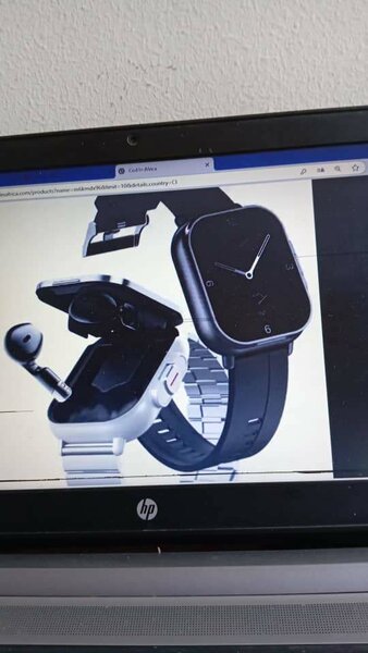 Smartwatch avec Écouteurs Intégrés