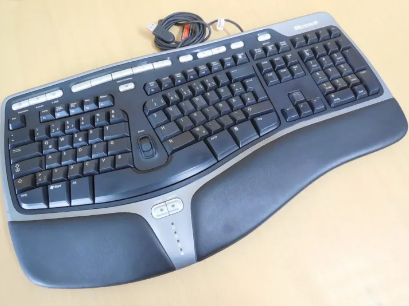 Microsoft Natural Ergonomic Keyboard 4000