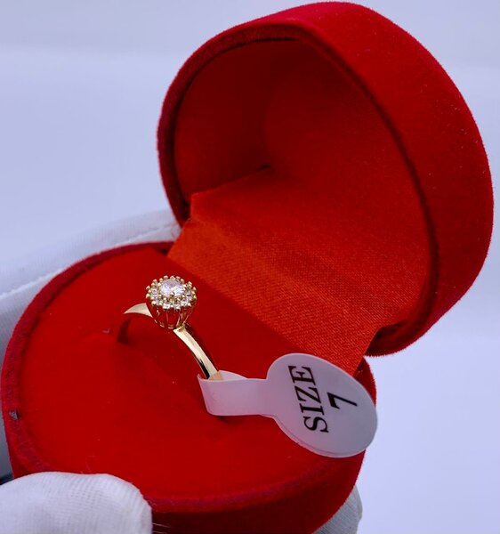 Bague Solitaire Élégante