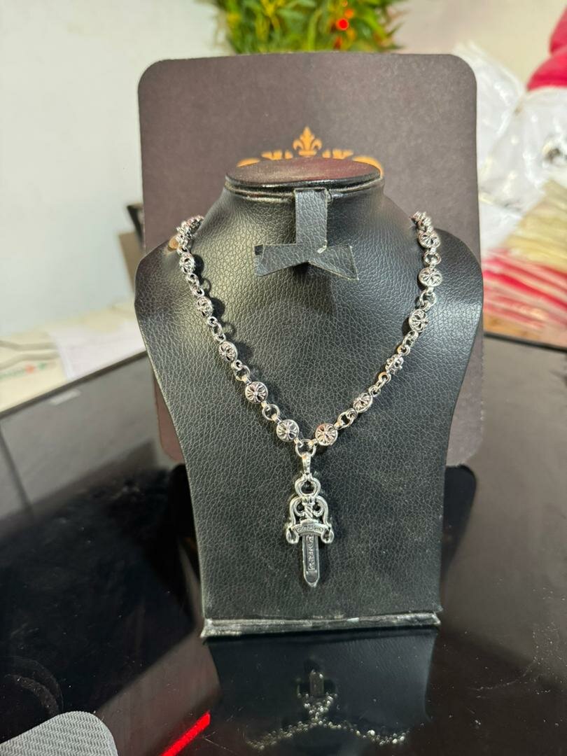 Collier Croix Élégant