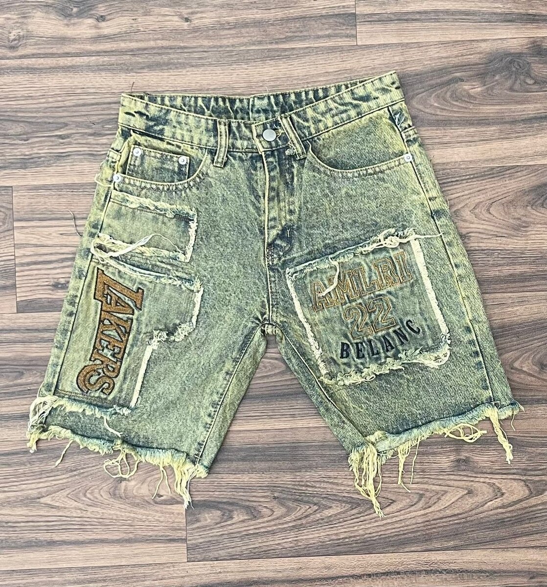 Shorts en denim déchirés