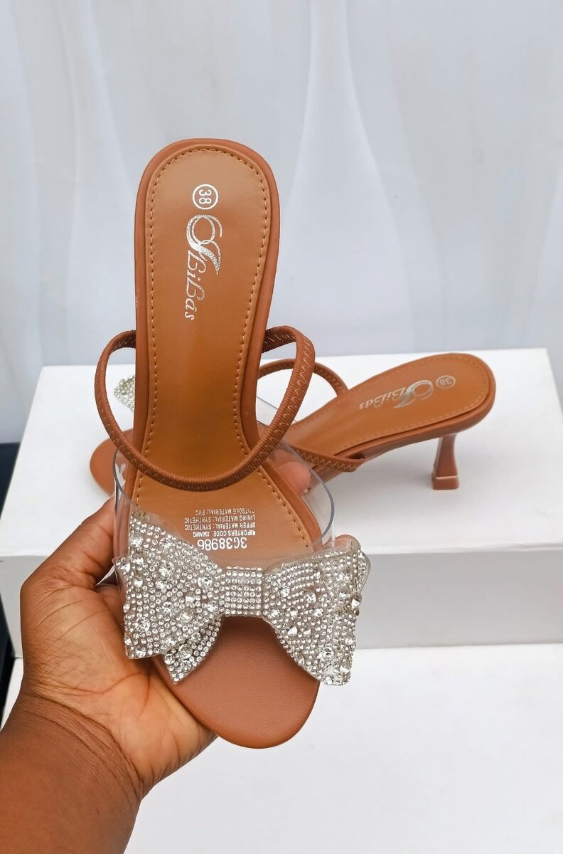 Sandales à talons élégantes