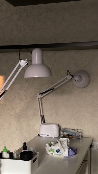 Лампы настольные/маникюрные