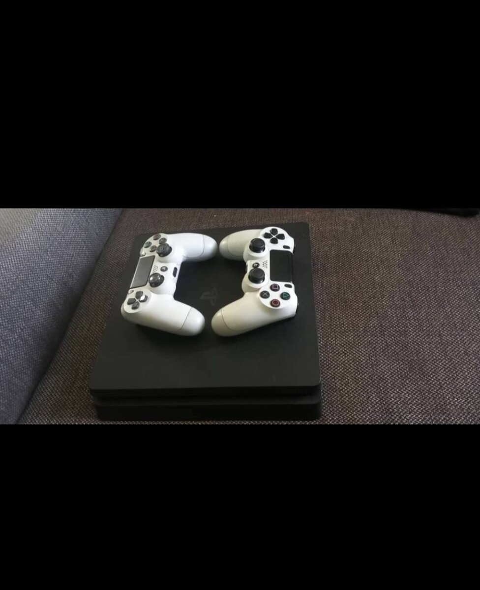 Console ps4 sl avec manettes