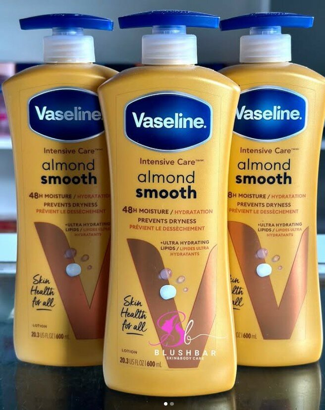 Vaseline Almond Smooth  600ml