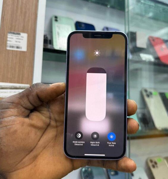 iPhone 13 simple en promo avec bon prix 128 giga