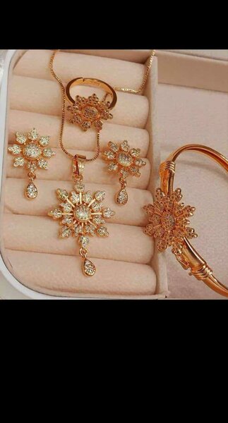 China gold set