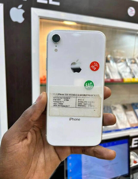 iPhone XR 64GB Blanc Débloqué