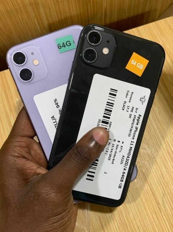 iPhone 11 64GB - Double Lens