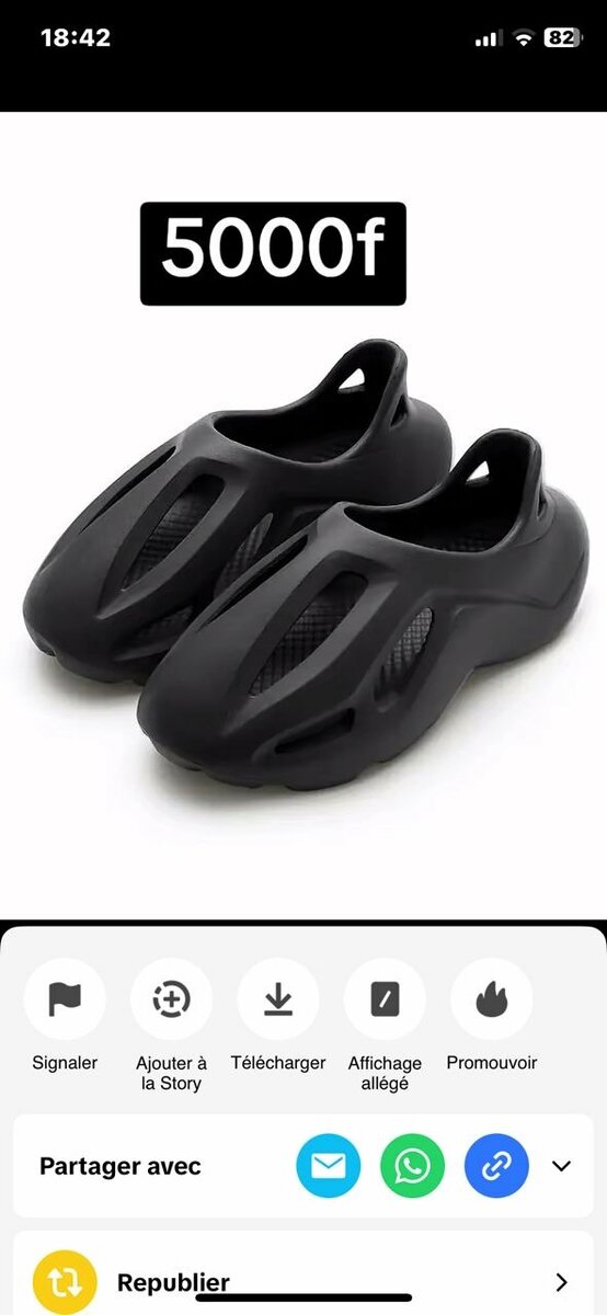 Claquettes légères en mousse