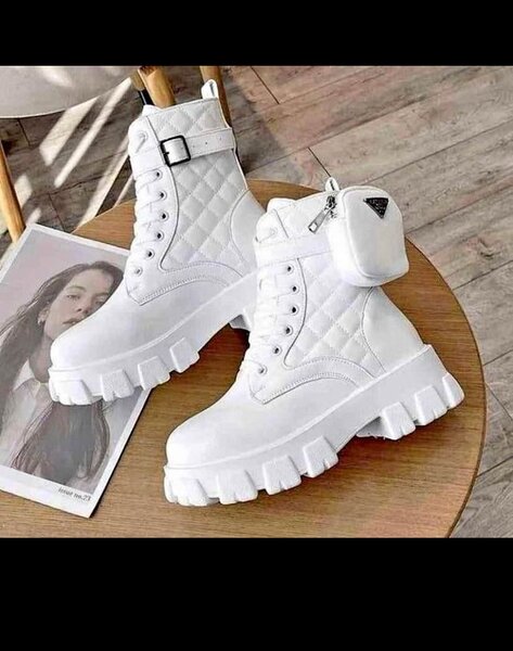Chaussure prada