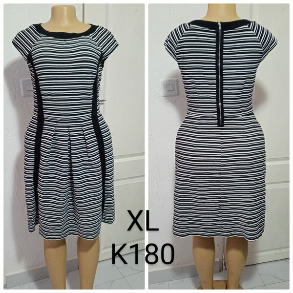 Women's striped dress in black and white, size XL