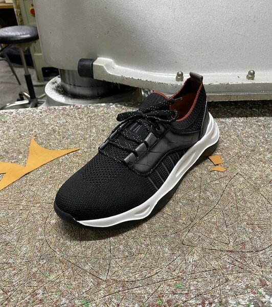 Chaussure de sport respirante