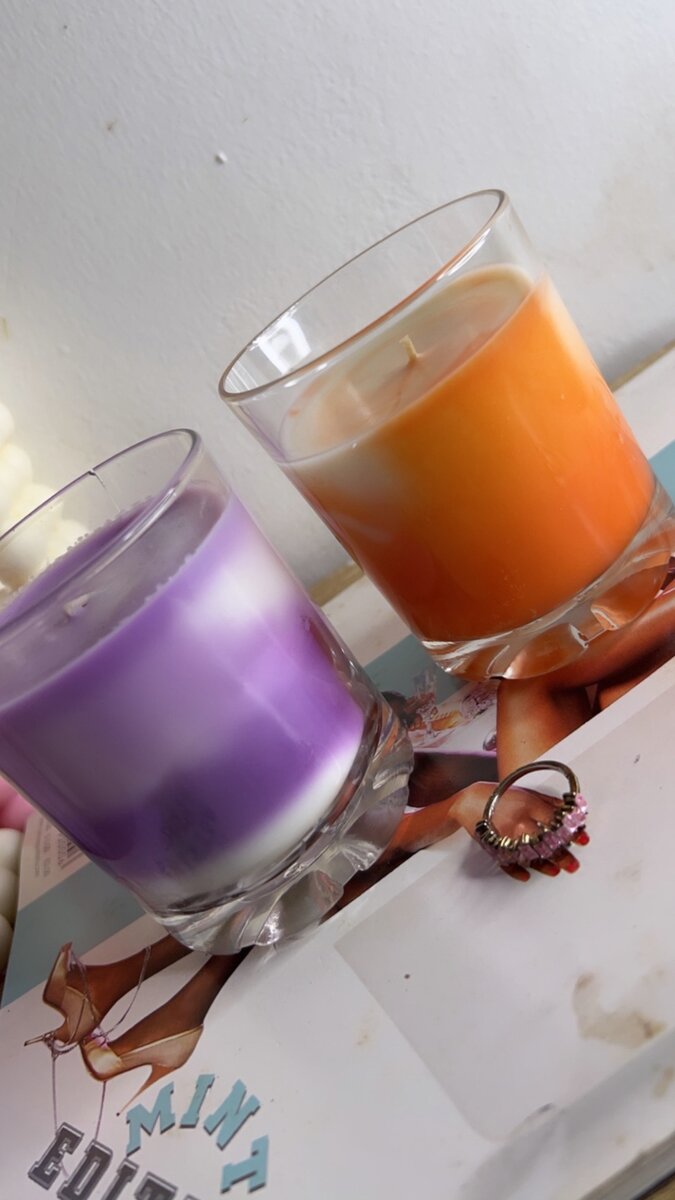 Novelty scented candle
