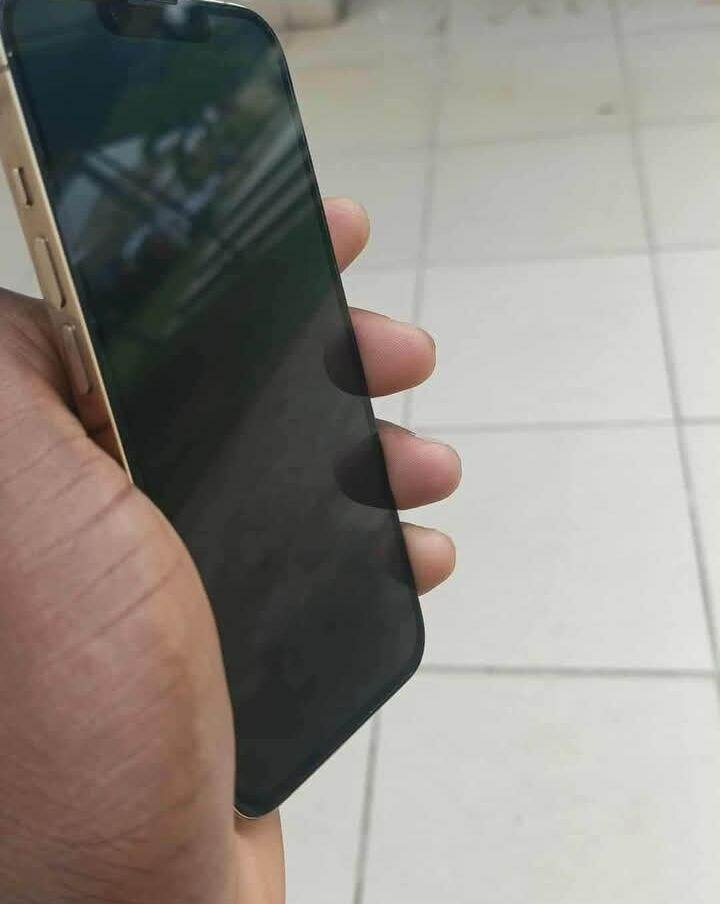 Smartphone 5G avec Triple Caméra