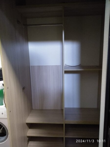 Шкаф  в прихожую или на лоджию