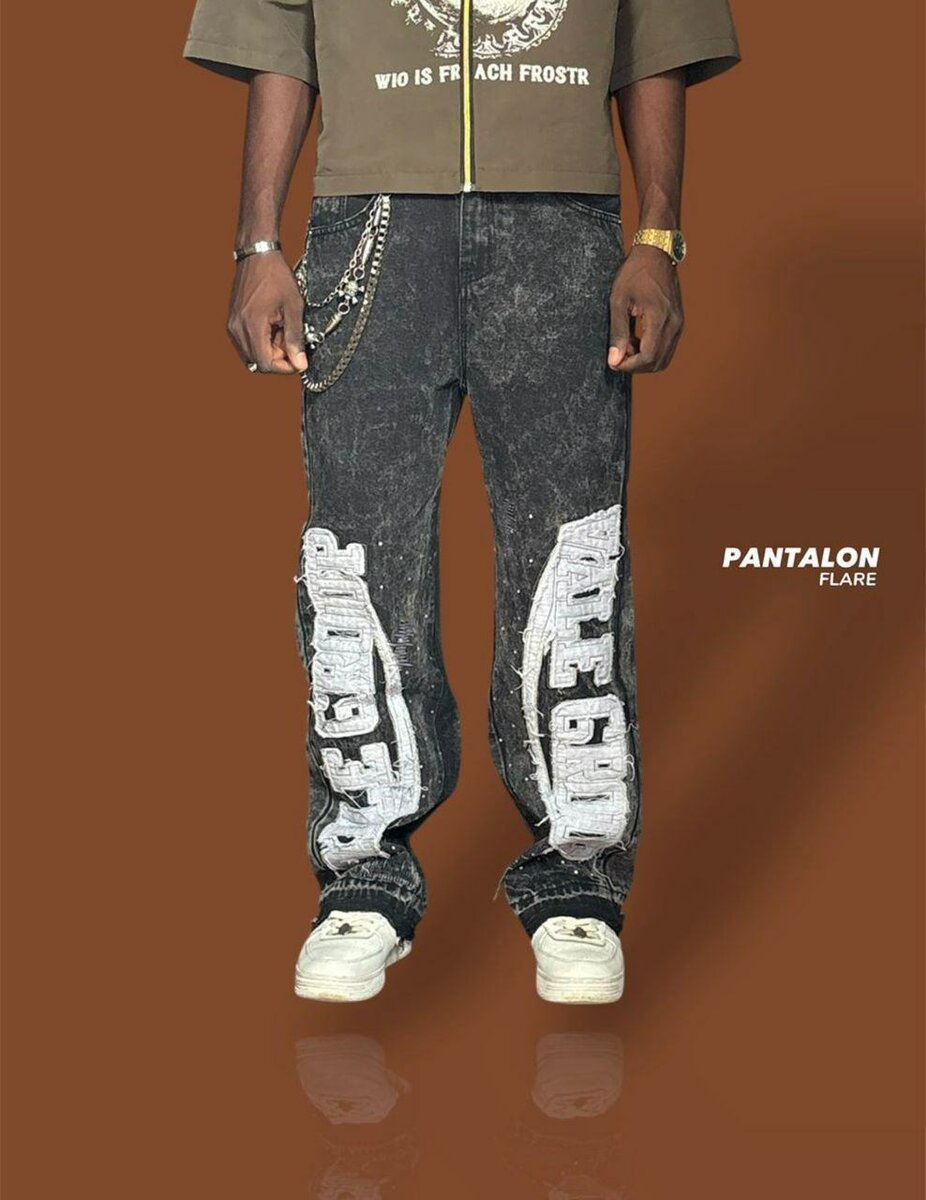 Jean rétro flare brodé