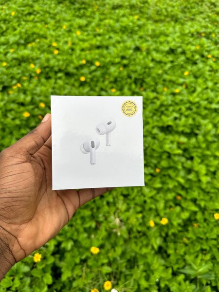 APPLE AIRPODS PRO 2 (SECOND GENERATION)